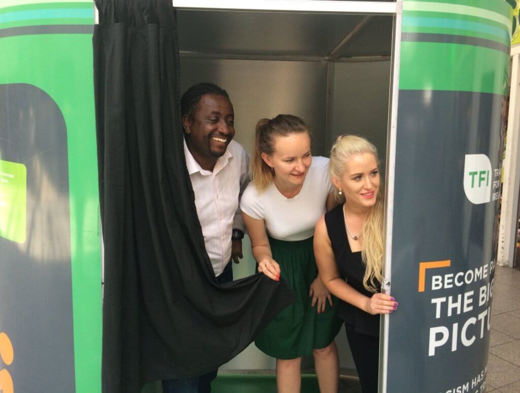 El uso del fotomatón para una campaña contra el racismo